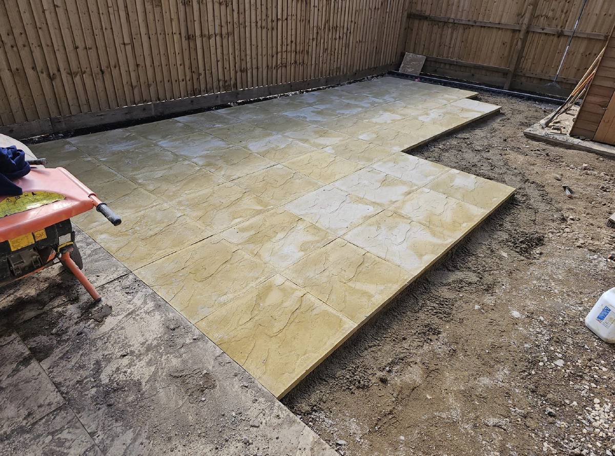 Landscaping and groundworks in Luton and Bedfordshire